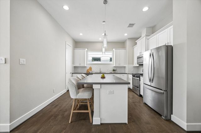 2619 Hutchins Street, Houston, TX 77004