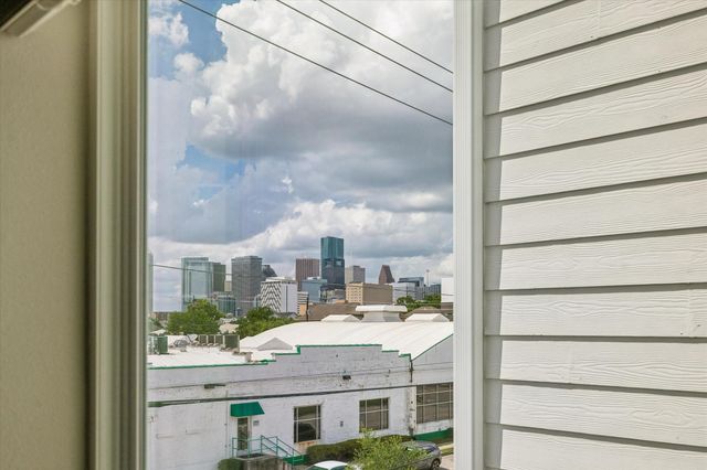 2619 Hutchins Street, Houston, TX 77004