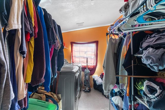 109 N Kouns Street, Cleburne, TX 76031