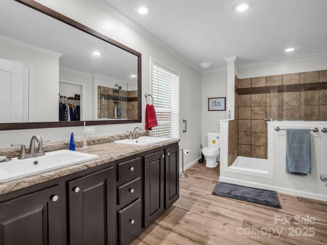 48 Rainbow Lake Circle, Black Mountain, NC 28711