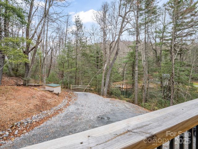 48 Rainbow Lake Circle, Black Mountain, NC 28711