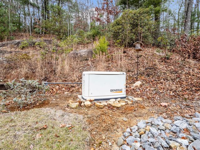 48 Rainbow Lake Circle, Black Mountain, NC 28711