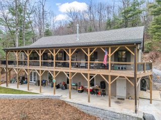 48 Rainbow Lake Circle, Black Mountain, NC 28711