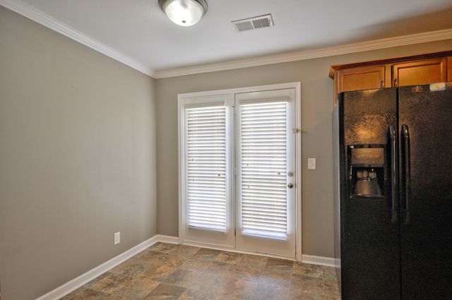 325 SAM HOUSTON CIRCLE, Clarksville, TN 37040