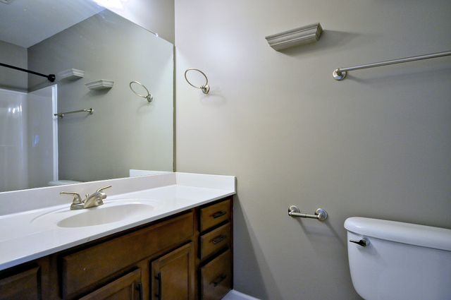 325 SAM HOUSTON CIRCLE, Clarksville, TN 37040