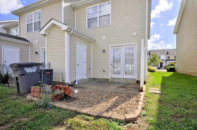 325 SAM HOUSTON CIRCLE, Clarksville, TN 37040