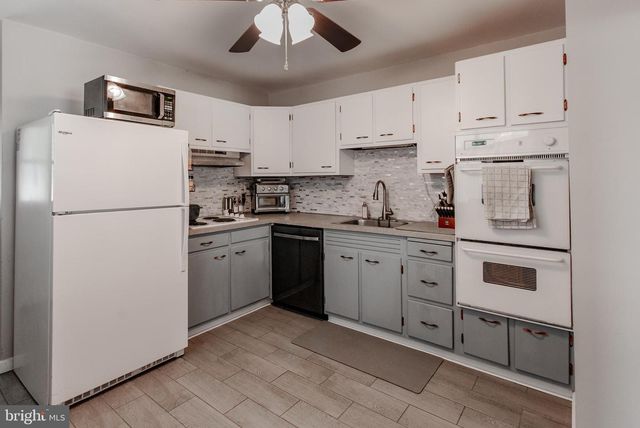 112 MT EPHRAIM, Mount Ephraim, NJ 08059