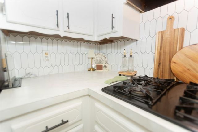 395 Buchanan Avenue, Krebs, OK 74554