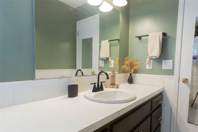 395 Buchanan Avenue, Krebs, OK 74554
