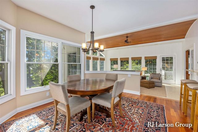 4350 S Oak Pointe Court, Grand Rapids, MI 49525