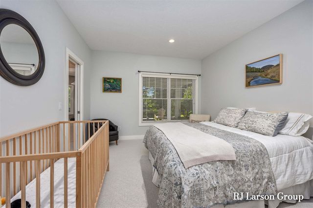 4350 S Oak Pointe Court, Grand Rapids, MI 49525