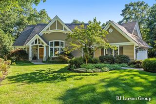4350 S Oak Pointe Court, Grand Rapids, MI 49525