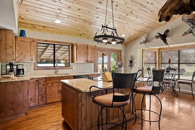 161 Flach Ranch Rd, Comfort, TX 78013