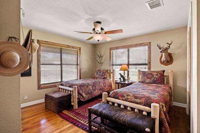 161 Flach Ranch Rd, Comfort, TX 78013