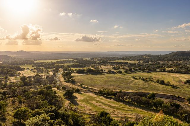 161 Flach Ranch Rd, Comfort, TX 78013