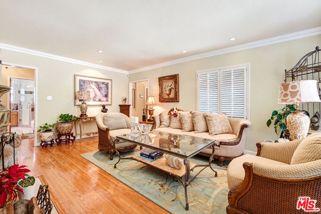 3750 Sutro Avenue, Los Angeles, CA 90018 — photo 3