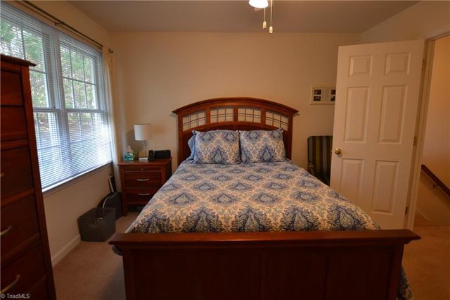 525 Highland Park Drive H, Eden, NC 27288