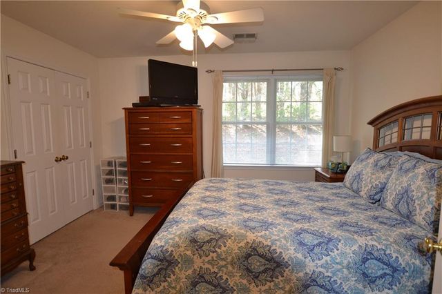 525 Highland Park Drive H, Eden, NC 27288