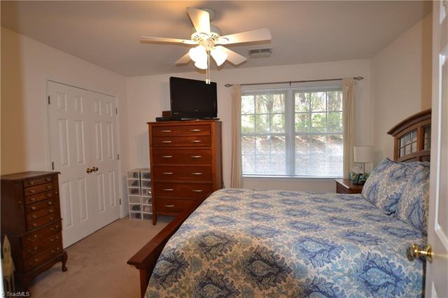 525 Highland Park Drive H, Eden, NC 27288