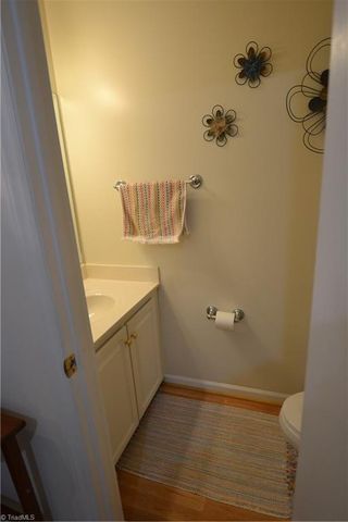 525 Highland Park Drive H, Eden, NC 27288