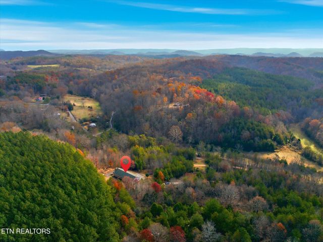 550 Happy Hollow Rd, Madisonville, TN 37354
