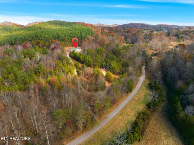 550 Happy Hollow Rd, Madisonville, TN 37354
