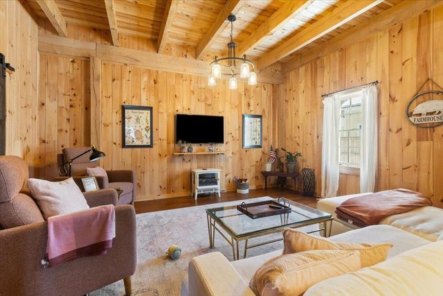 19 Elm Street, Lancaster, NH 03584