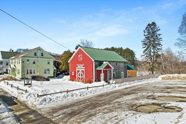 19 Elm Street, Lancaster, NH 03584