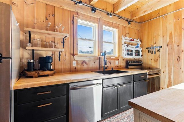 19 Elm Street, Lancaster, NH 03584