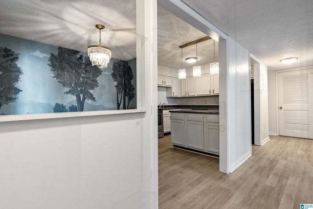 3017 Massey Rd Apt C, Vestavia Hills, AL 35216