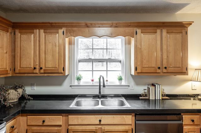 258 Fire Tower Rd, Lebanon, TN 37090