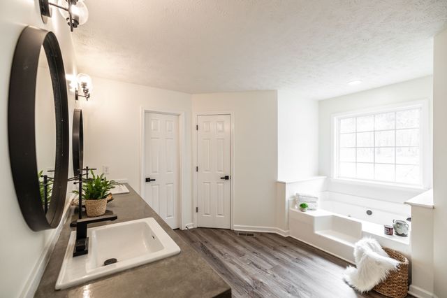 258 Fire Tower Rd, Lebanon, TN 37090