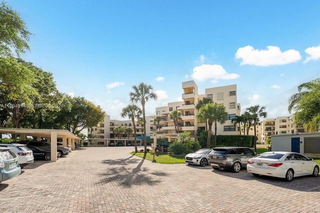 364 Golfview Road 505, North Palm Beach, FL 33408