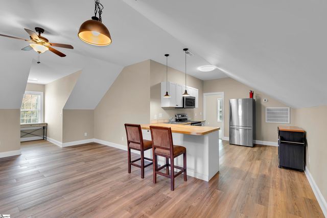 40 Harding Drive, Greenville, SC 29609