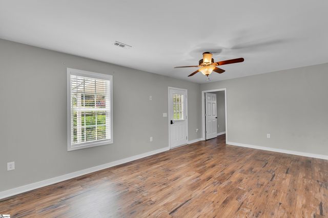 40 Harding Drive, Greenville, SC 29609
