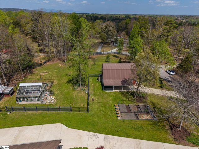 40 Harding Drive, Greenville, SC 29609
