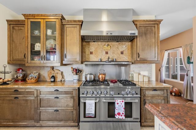 95 Marquez Road, Los Lunas, NM 87031
