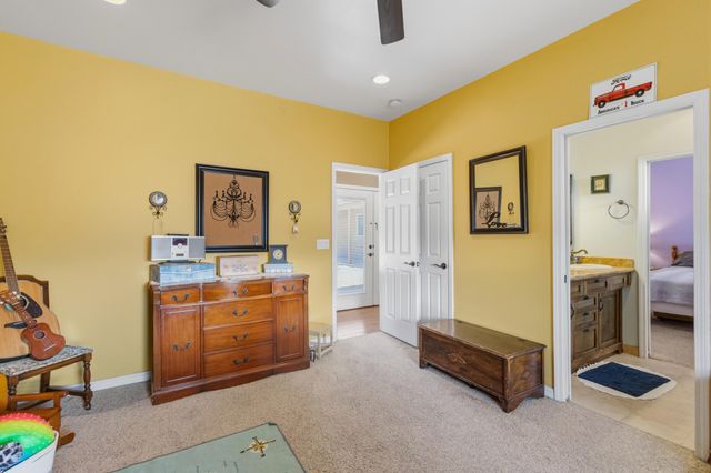 95 Marquez Road, Los Lunas, NM 87031