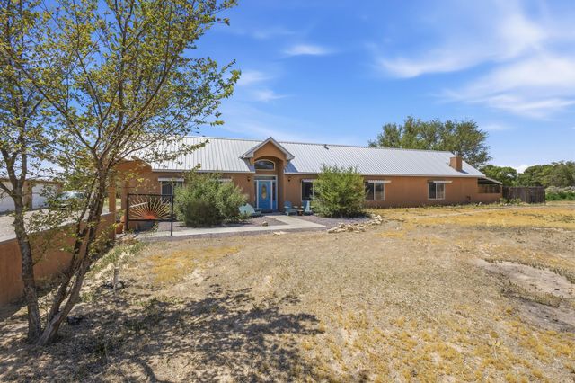 95 Marquez Road, Los Lunas, NM 87031