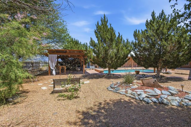 95 Marquez Road, Los Lunas, NM 87031