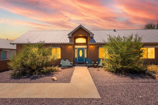 95 Marquez Road, Los Lunas, NM 87031