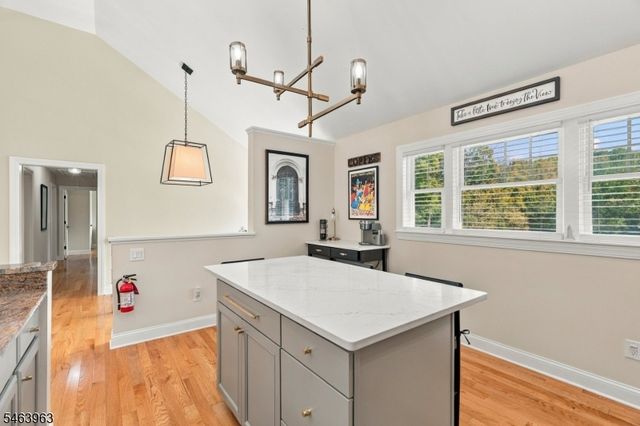 1036 Scenic Dr, Jefferson Twp., NJ 07438