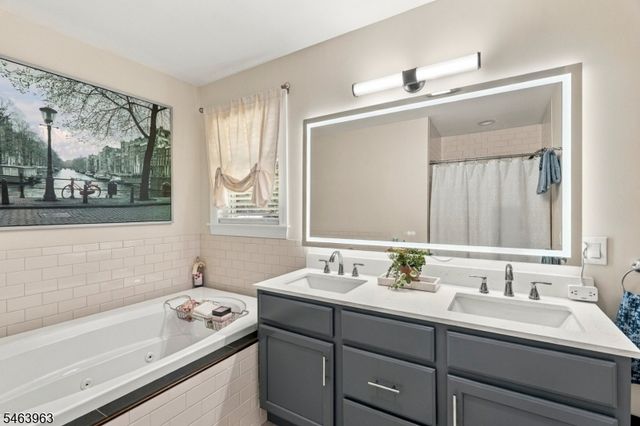 1036 Scenic Dr, Jefferson Twp., NJ 07438