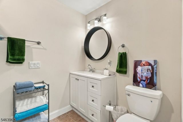 1036 Scenic Dr, Jefferson Twp., NJ 07438