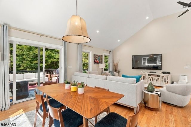 1036 Scenic Dr, Jefferson Twp., NJ 07438