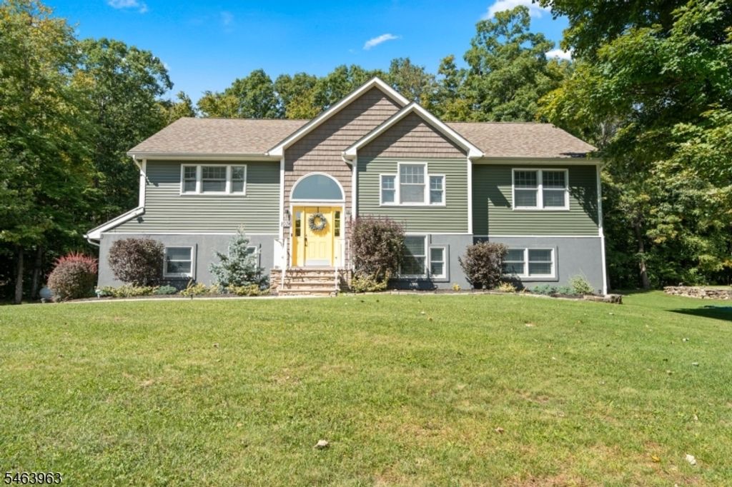 1036 Scenic Dr, Jefferson Twp., NJ 07438 — exterior