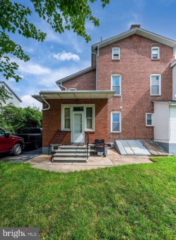 1130 MT LAUREL AVE, Temple, PA 19560