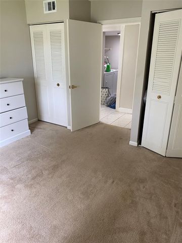 1013 Green Pine Blvd H1, West Palm Beach, FL 33409