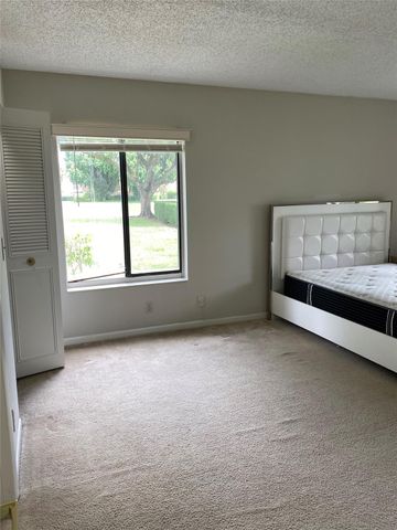 1013 Green Pine Blvd H1, West Palm Beach, FL 33409