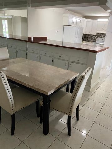 1013 Green Pine Blvd H1, West Palm Beach, FL 33409